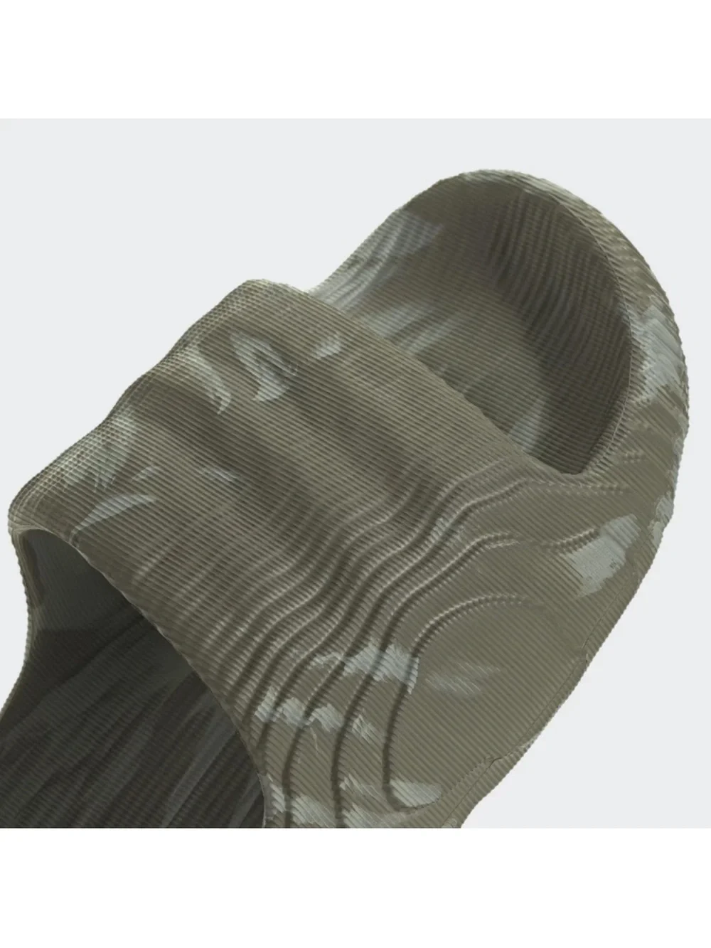 Adidas ADILETTE 22 Men's Slides OLIVE STRATA / SILVER GREEN Size 12 HP6517